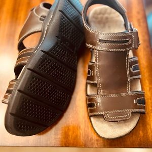 Shorewoods Fisherman Sandals Dockers Size 10M